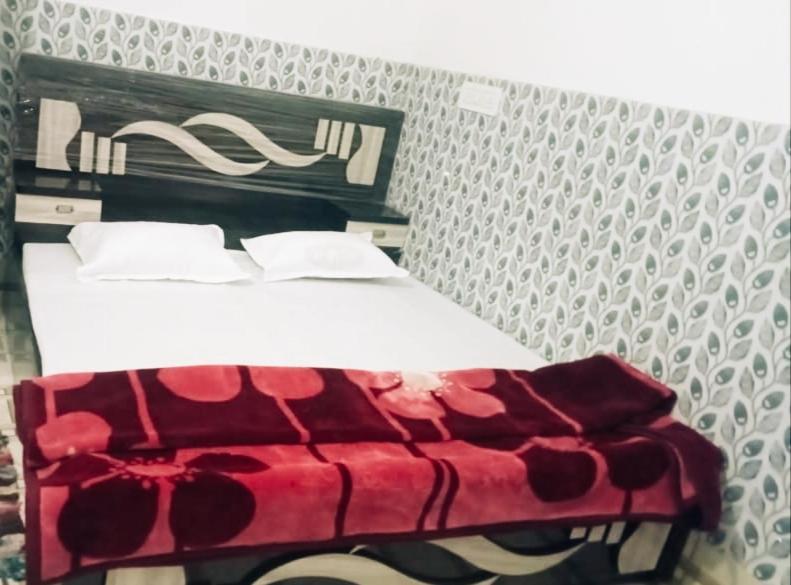 Nirmala Sadan Home Stay Ayodhya Dham Bagian luar foto